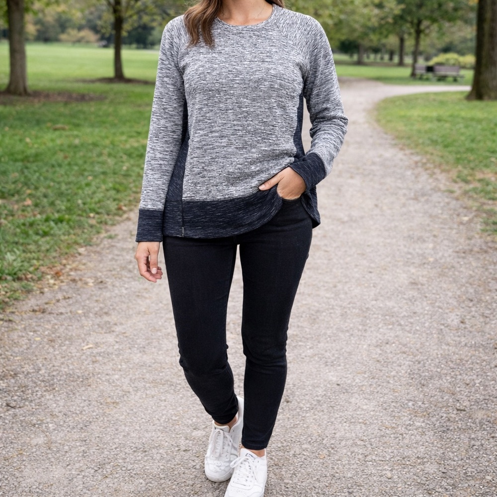 Athleta Sweatshirt Womens M Gray Black Space Dye Heather Thumbhole Athleisure